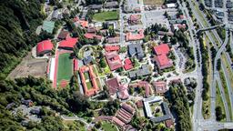 Encuentra vuelos baratos de Área de la Bahía de San Francisco a Arcata