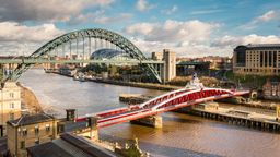 Busca vuelos baratos a Newcastle-upon-Tyne