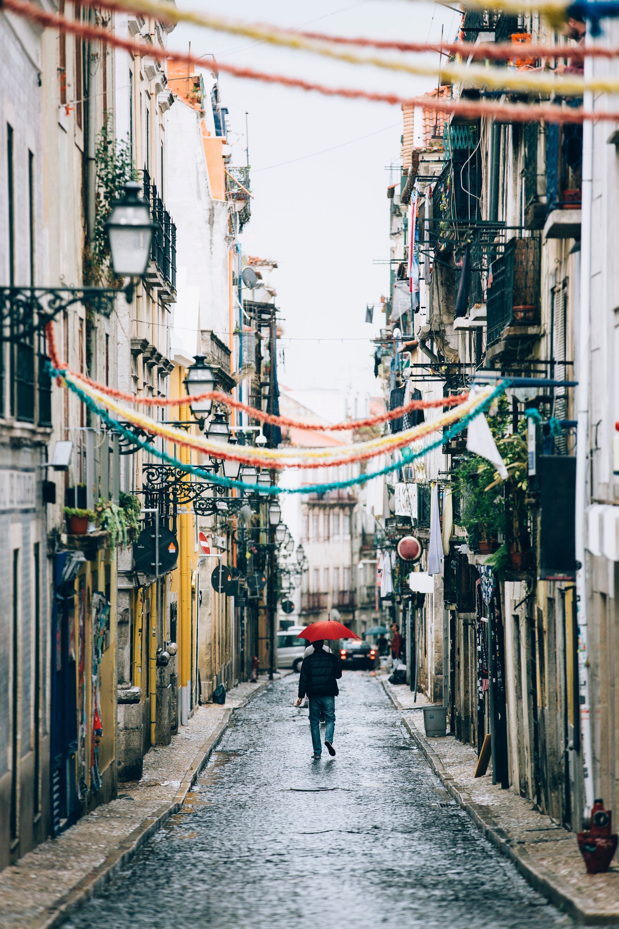 Busca vuelos baratos a Lisboa