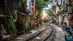 Encuentra vuelos baratos de Eugene a Hanoi
