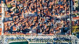Encuentra vuelos baratos de Portland a Split