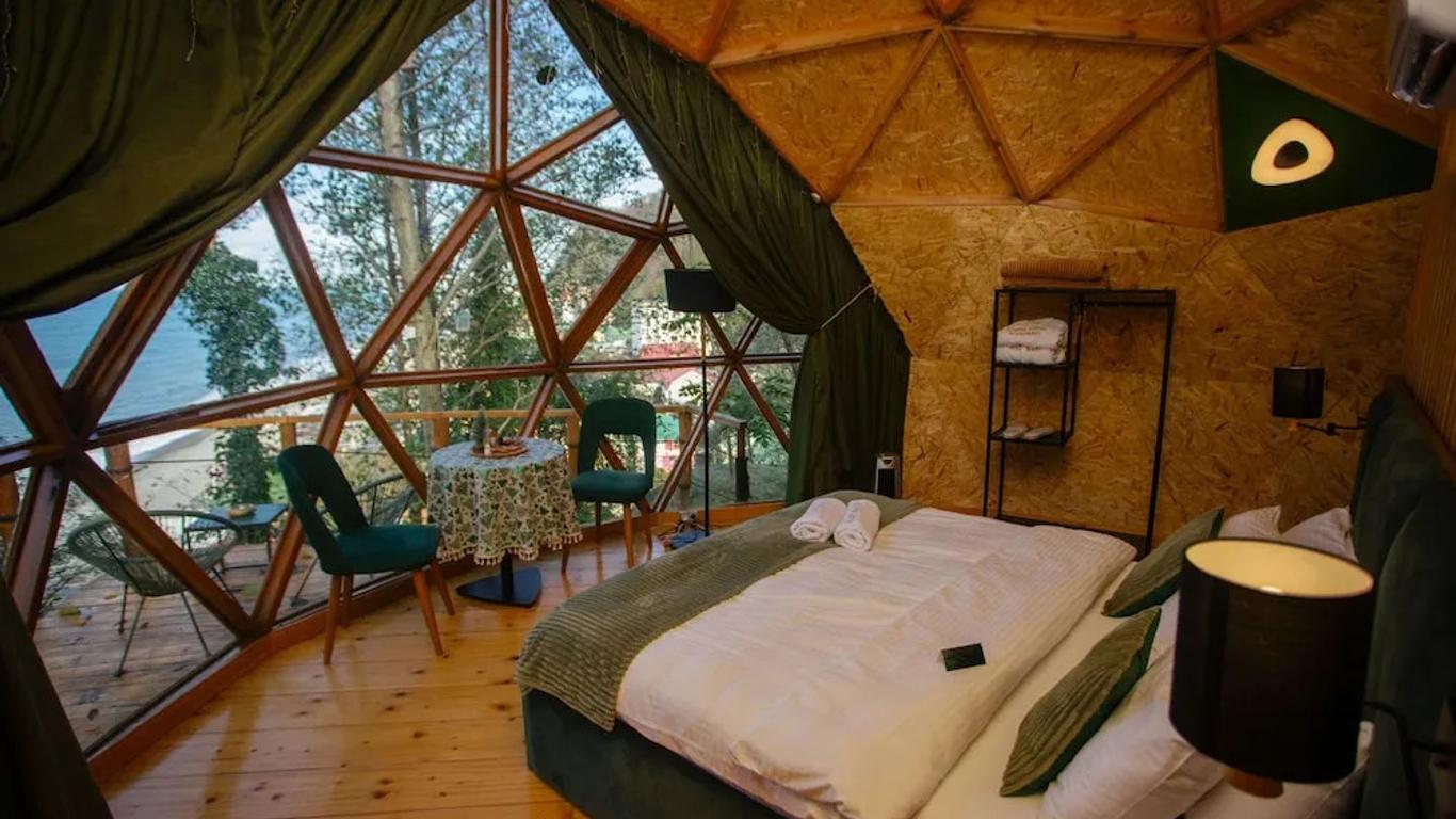 Glamping Martini Kvariati