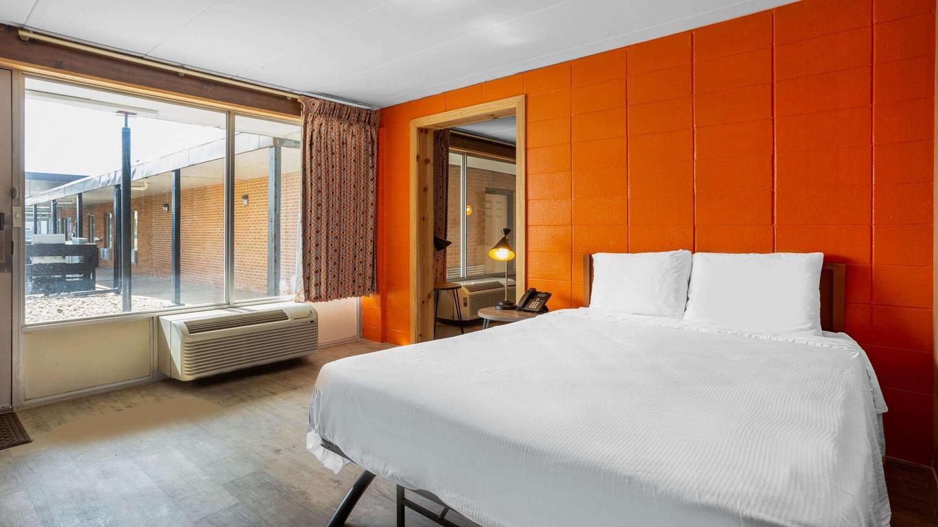 Starved Rock Motor Inn Travelodge by Wyndham