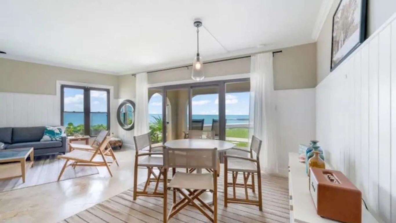 George Town Villas 118