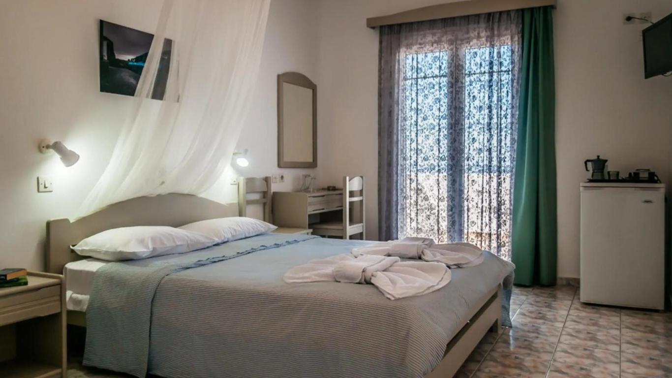 Agnanti Milos Rooms to Let