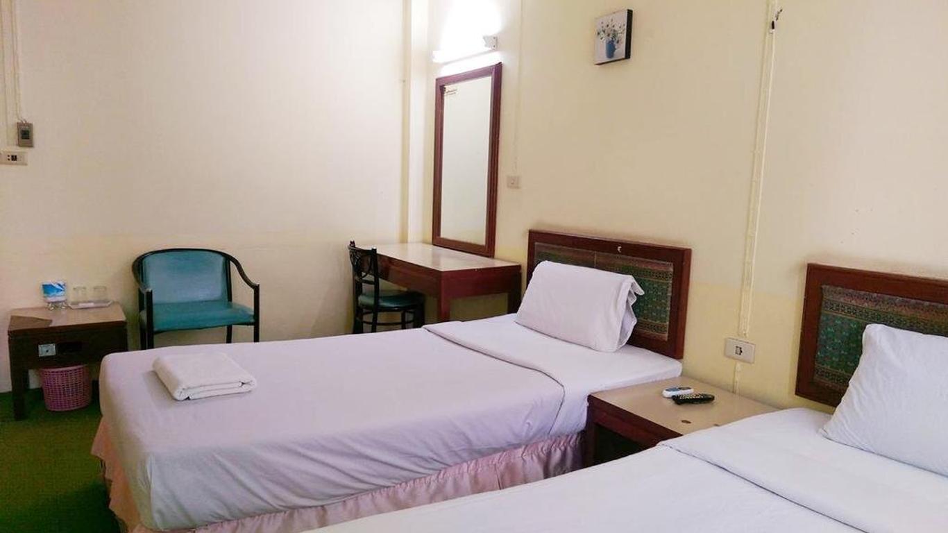 Wattana Trang Hotel