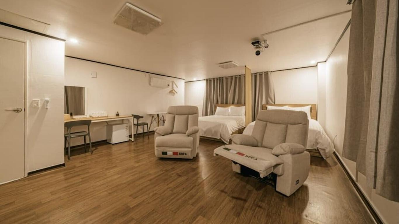 Hotel Oakra