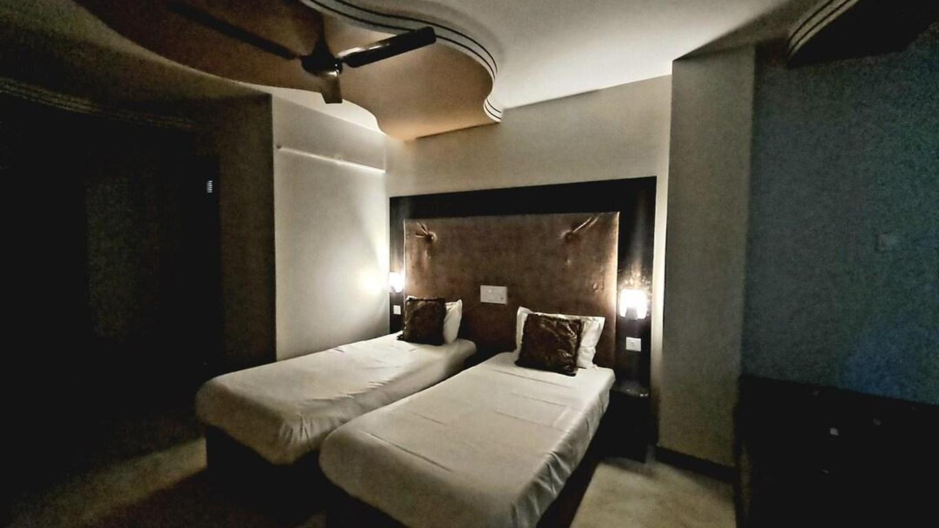 The Centre Square Hotel