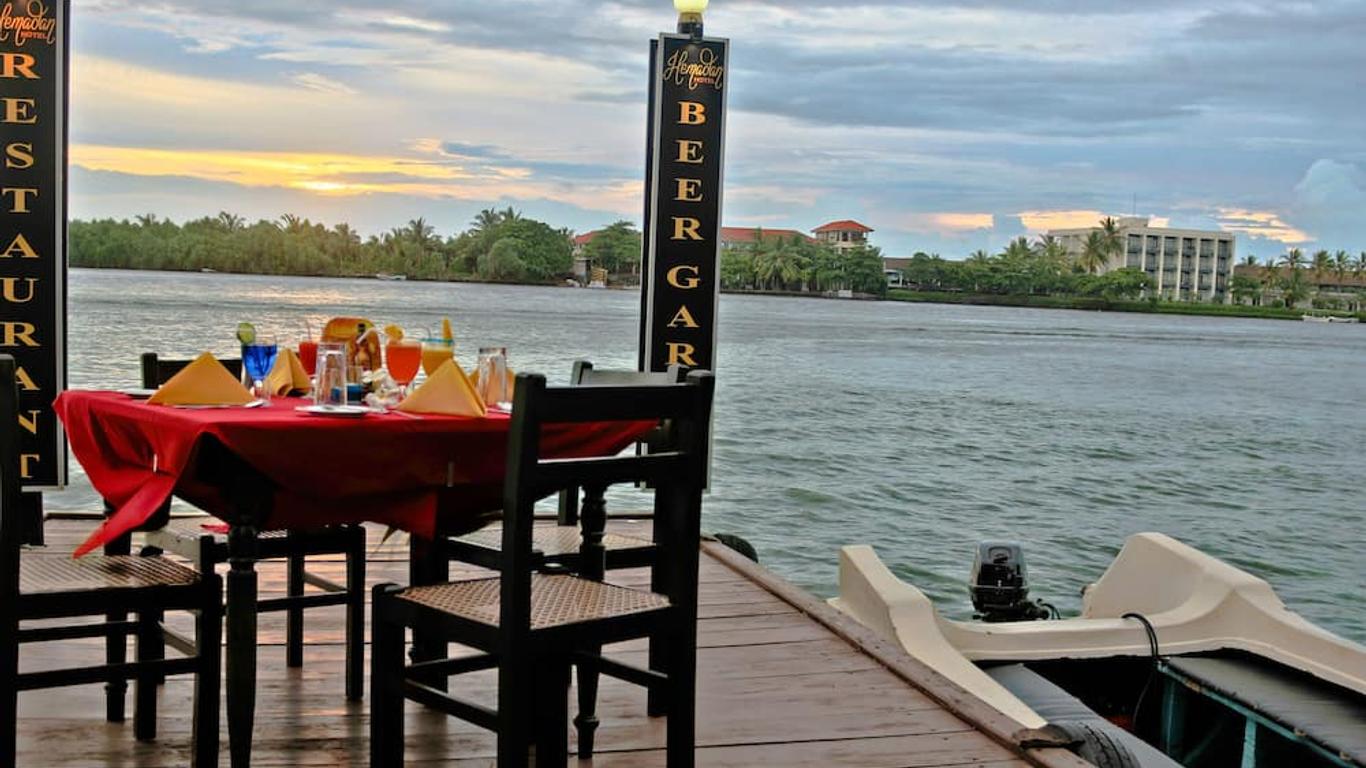 Hotel Hemadan