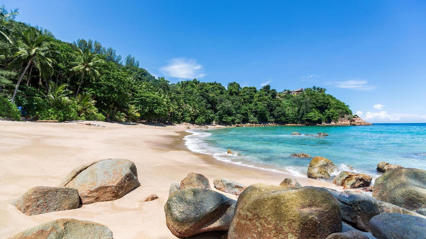 OYO 386 Phuket Iyh Islands Boutique Hotel