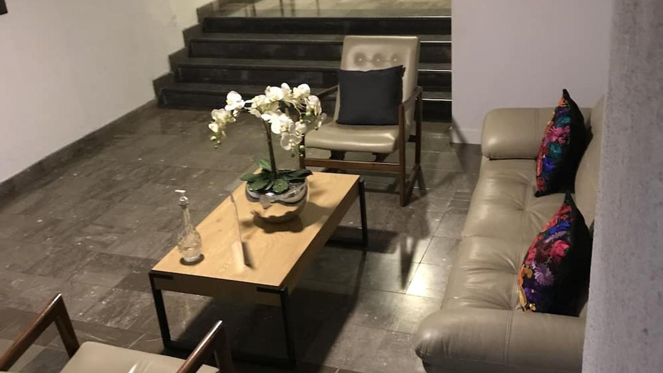 Hotel Emperador