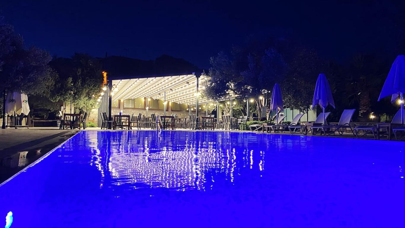 Assos Park Hotel