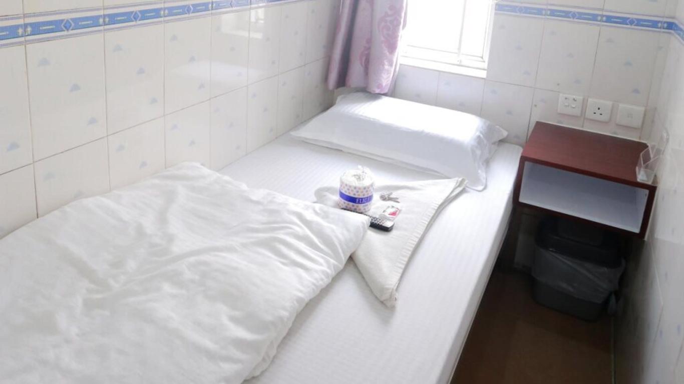 Garden Guest House - Carlton Group of Hostels