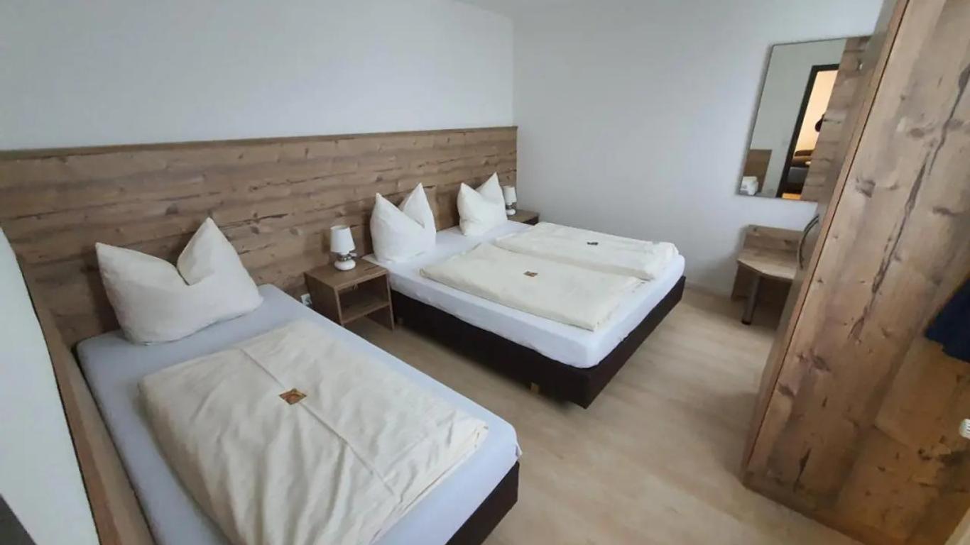 Hotel Garni Pegnitz # Schlabecks Fränkischer Hof