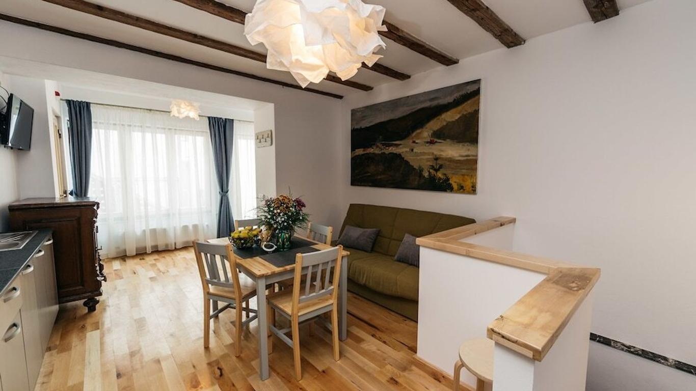 Yellowboot Aparthotel