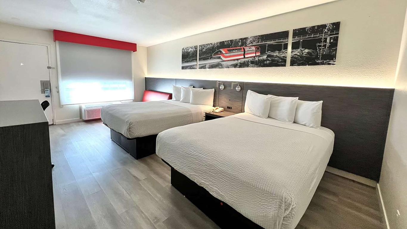 Ramada by Wyndham Anaheim Convention Center en $89 ($̶2̶4̶4̶). Anaheim