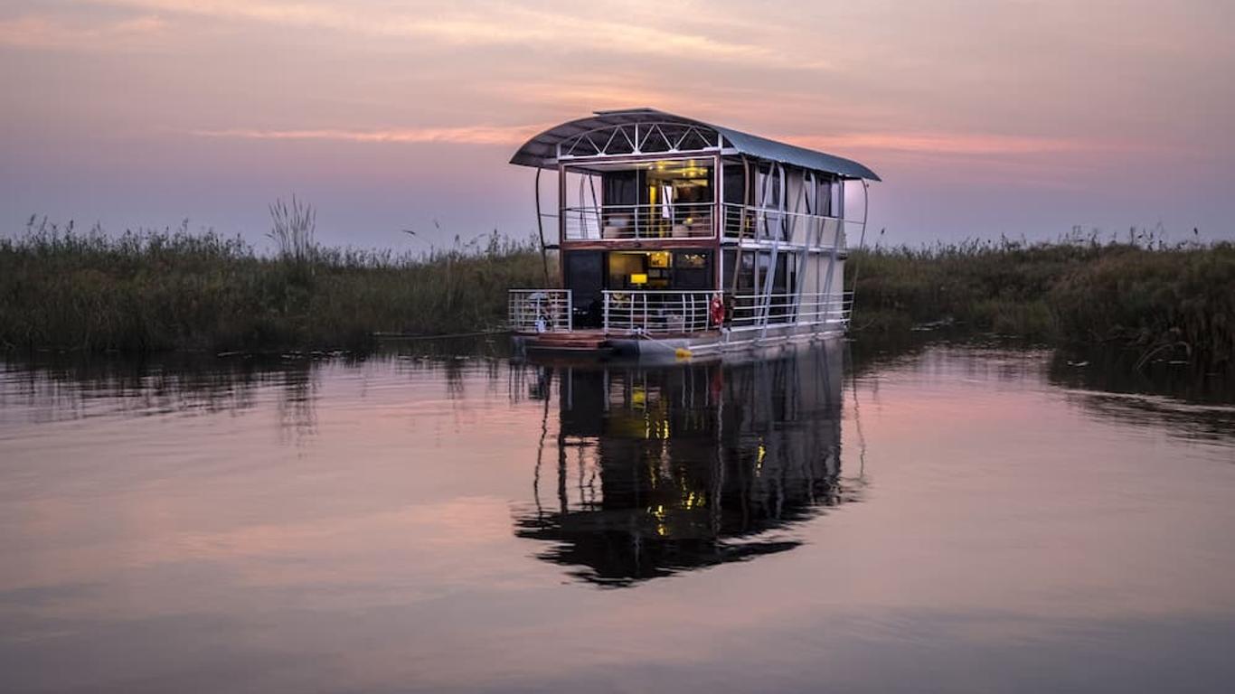 Namushasha River Villa