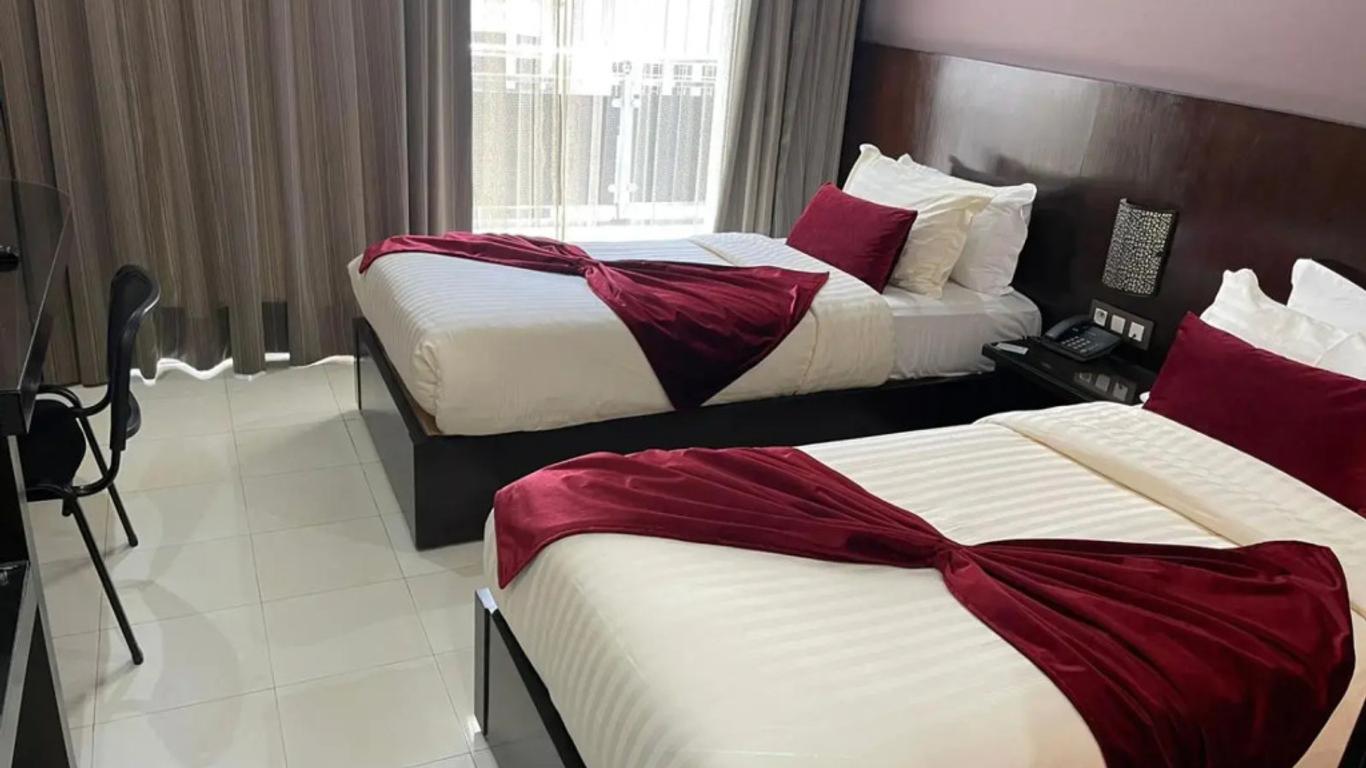 Hotel La Capitale