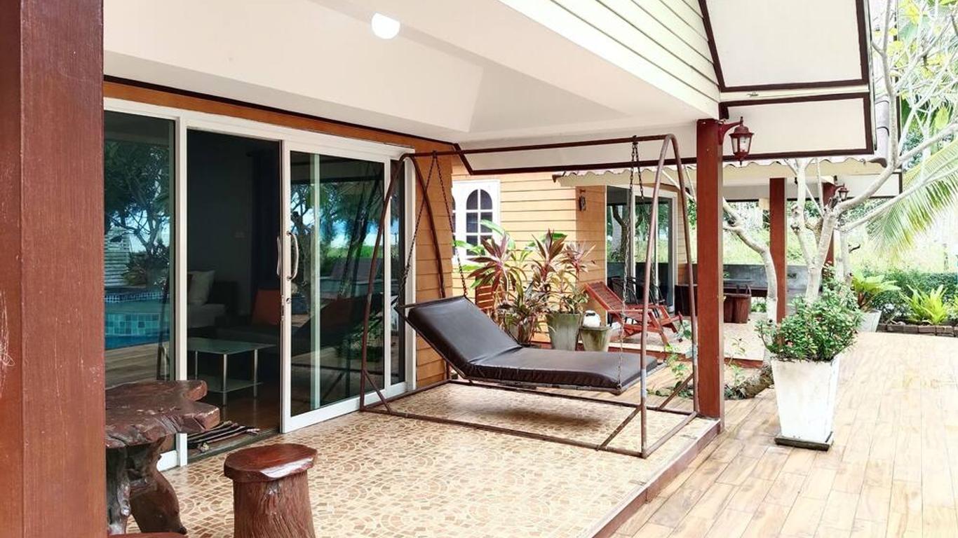Sunrise Resort
