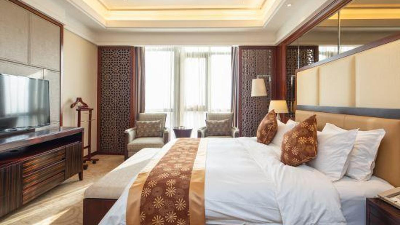 New Continental June House Hotel