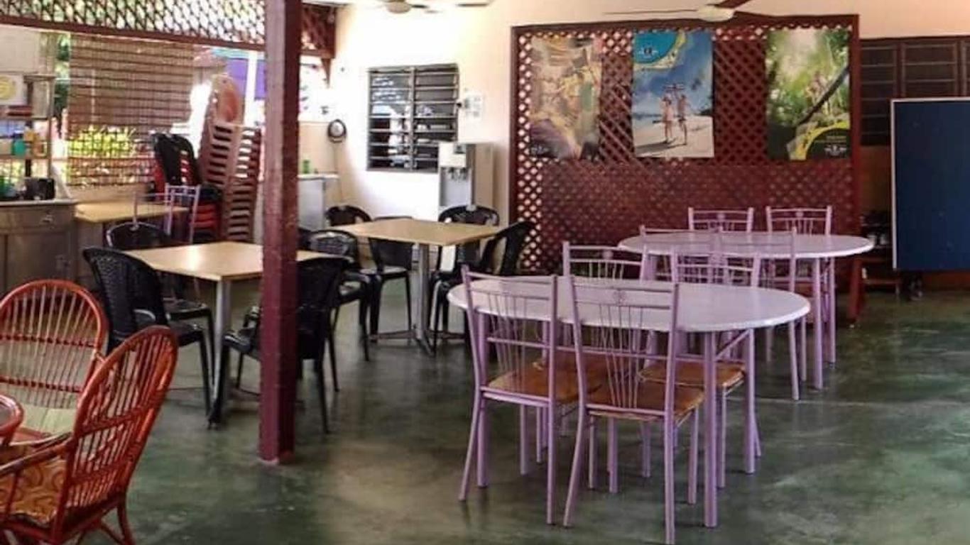 Ai Beach Resort