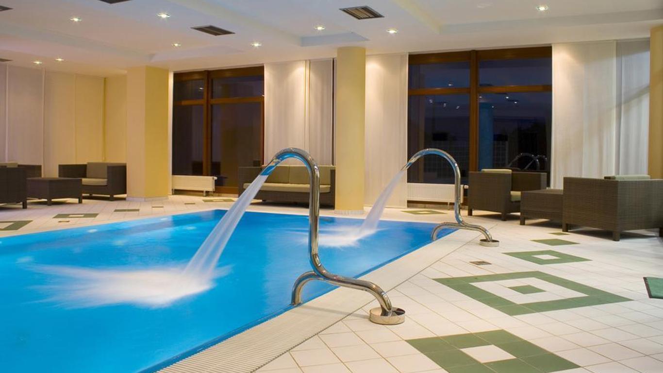 Hotel Legend