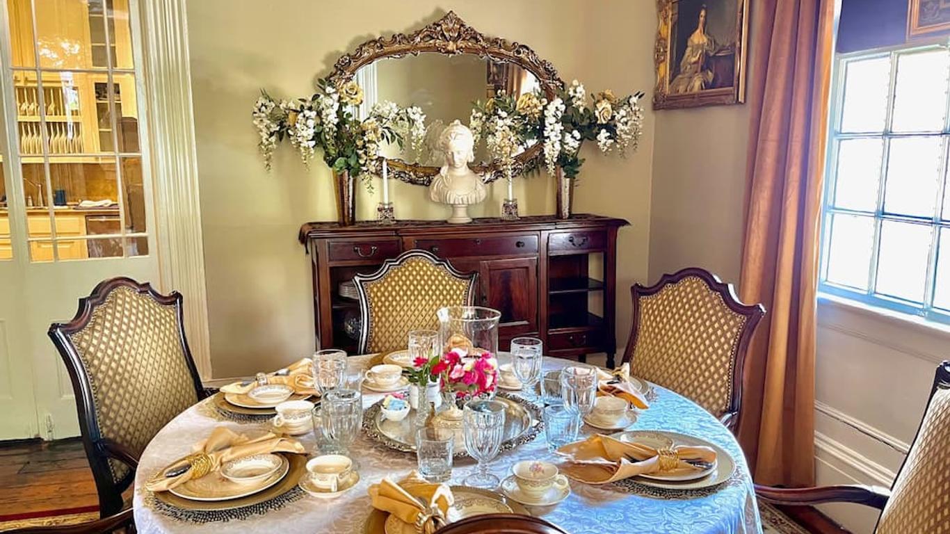 The Beaumont House Natchez