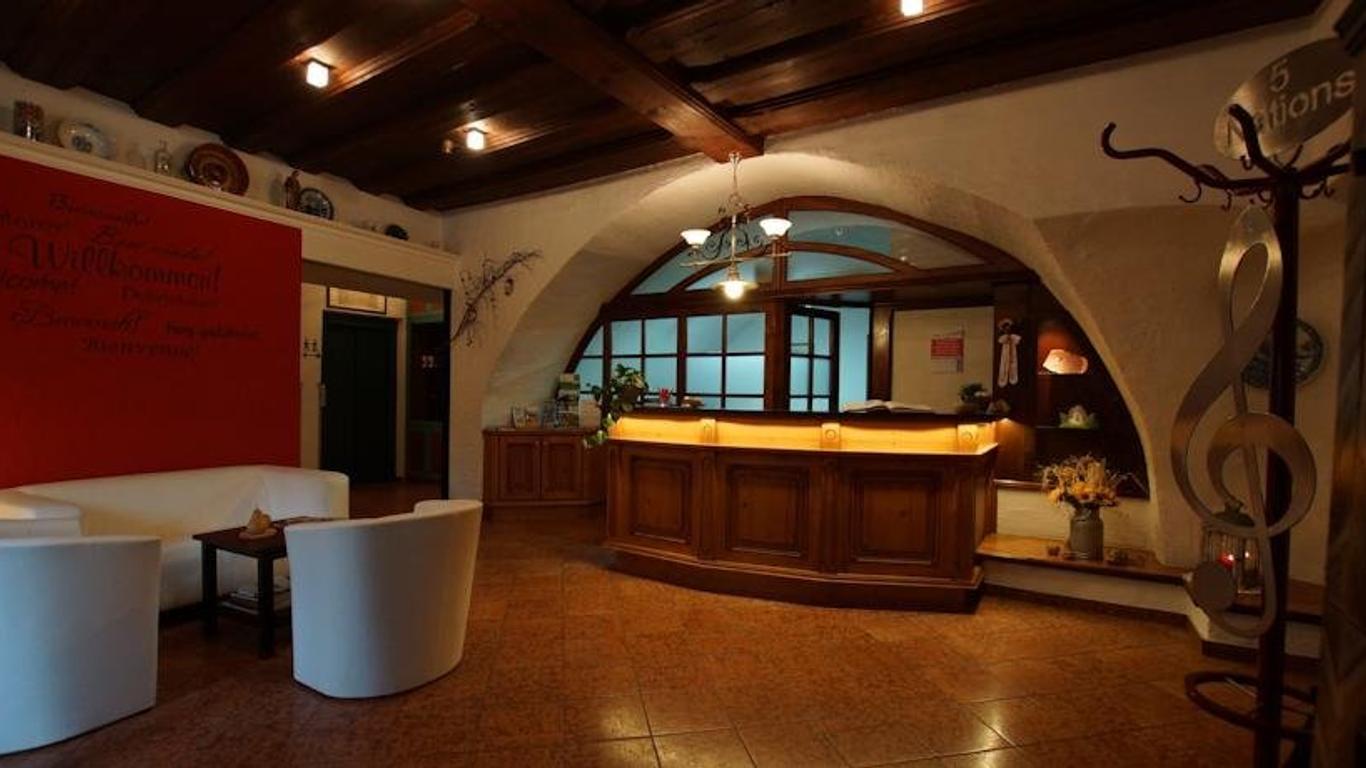 Hotel Neuwirt