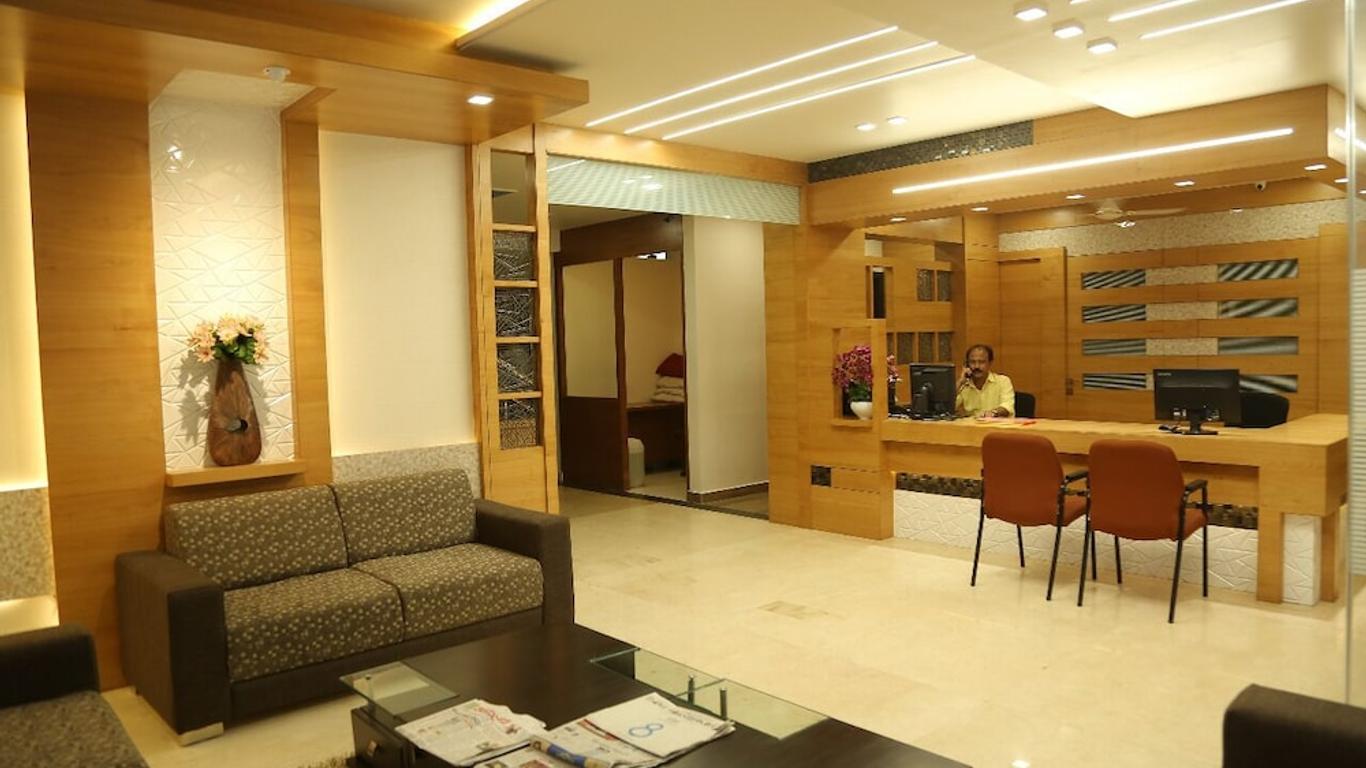 i-Roomz Hotel Shivananda