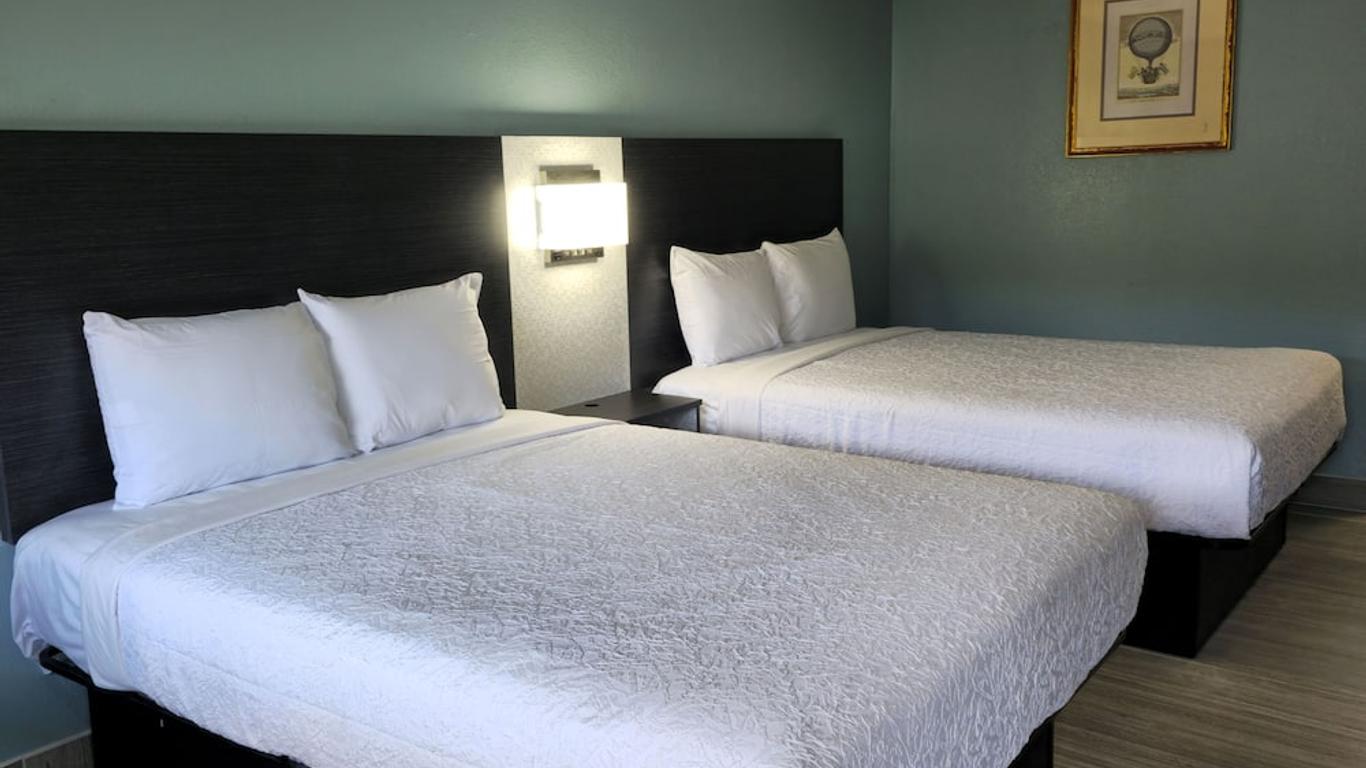Lone Star Inn & Suites By OYO Harlingen Tx