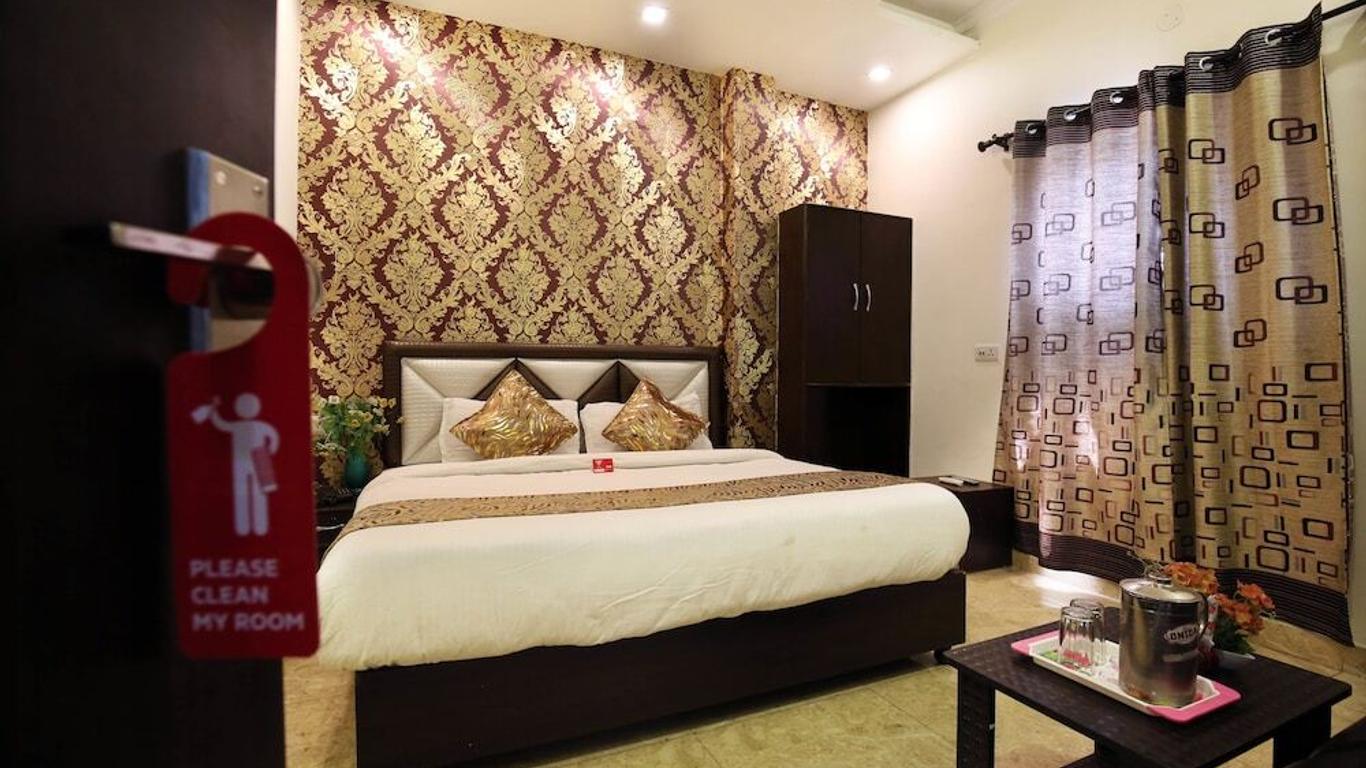 OYO 9055 Hotel Rich Inn