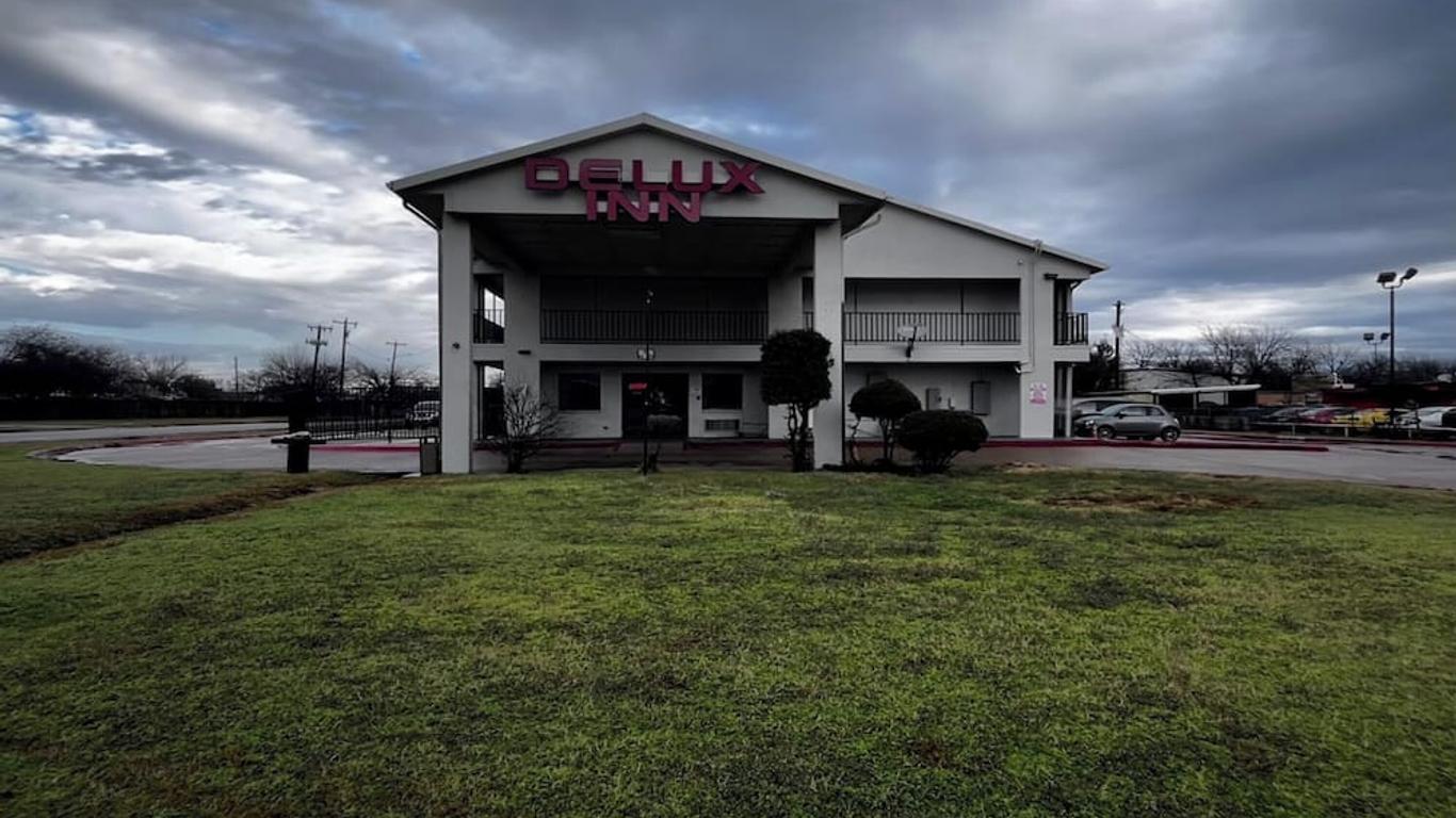 Deluxe Inn Motel By OYO Grand Prairie Interstate 30