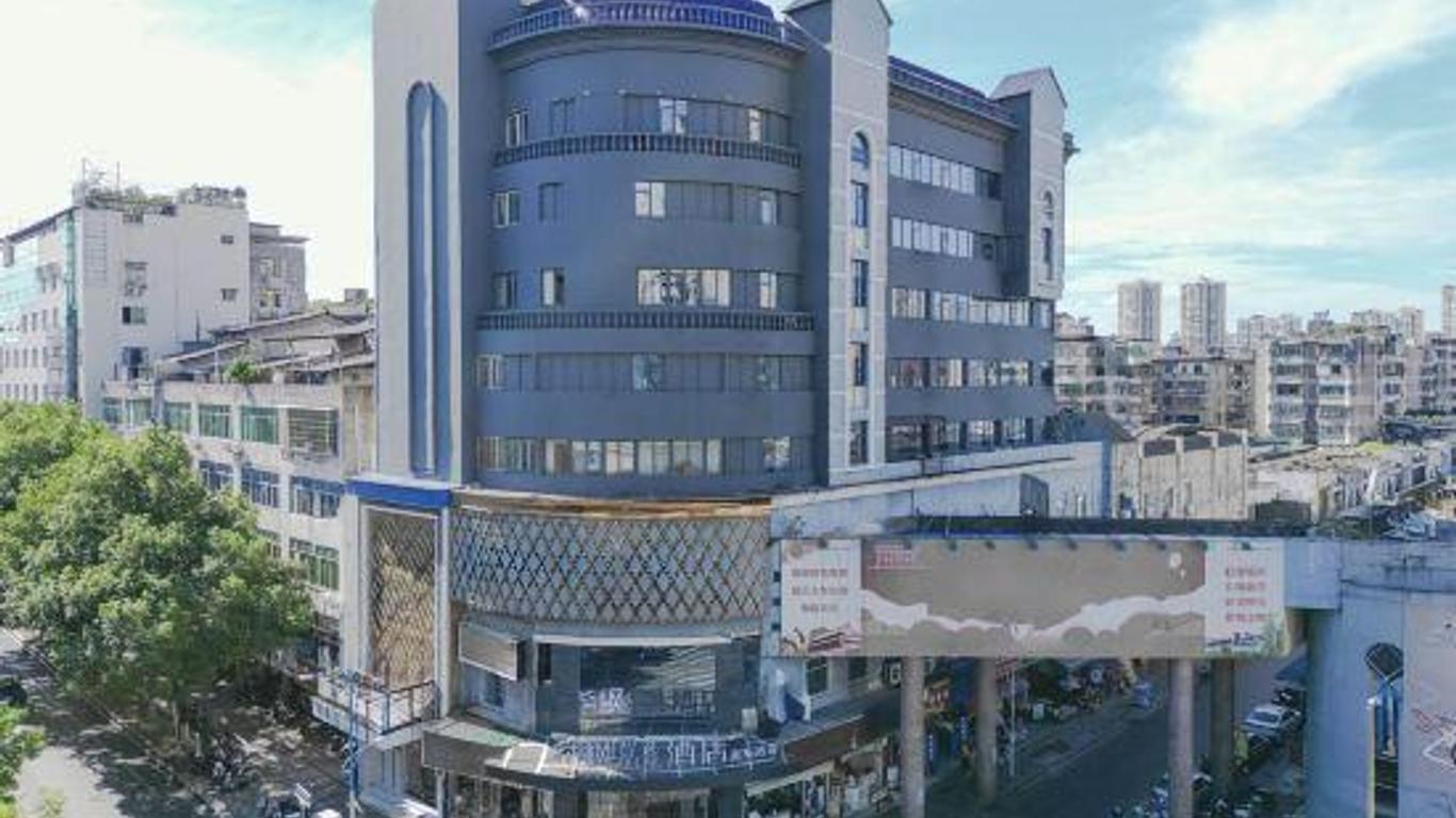 Xifeng Hotel