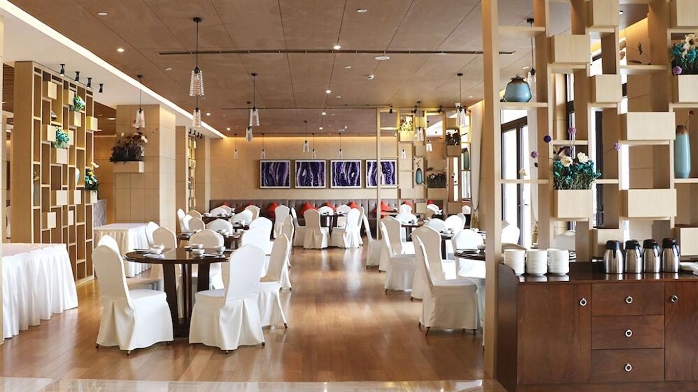 Deefly Yinrun Town Hotel