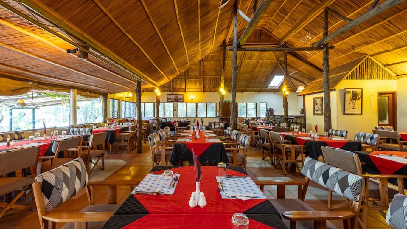Sentrim Mara Game Lodge