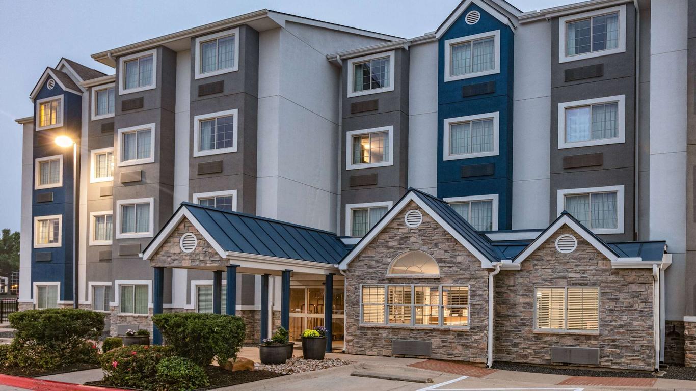 Microtel Inn and Suites by Wyndham Austin Airport