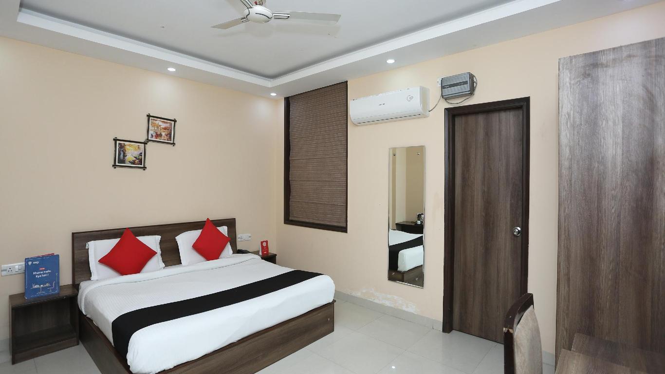 Capital O 2852 Bilberry Hotel