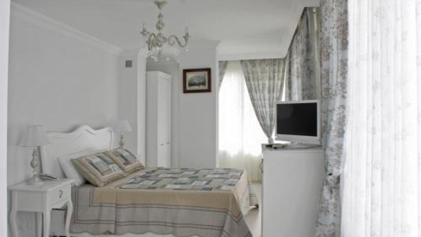 Lara Ilica Hotel