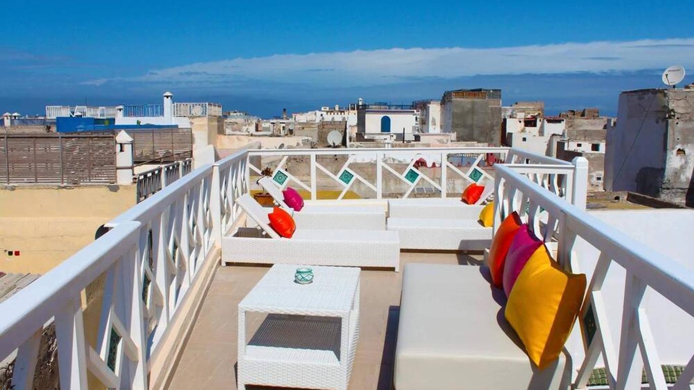 Jennat El Mossafir-Riad privé avec services