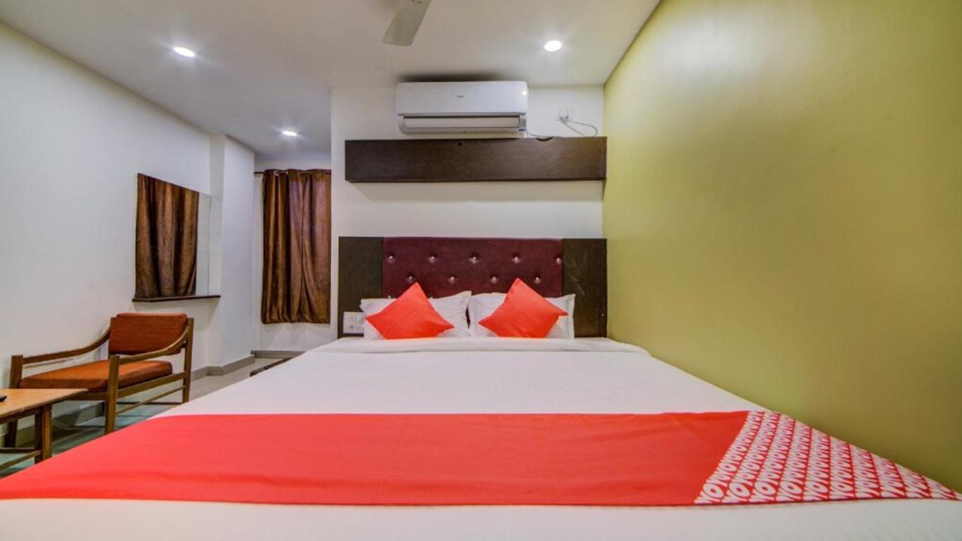 OYO 4025 Hotel Meredian Orchid