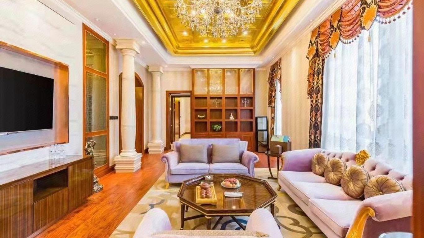 Wulanchabu Berun Hotel