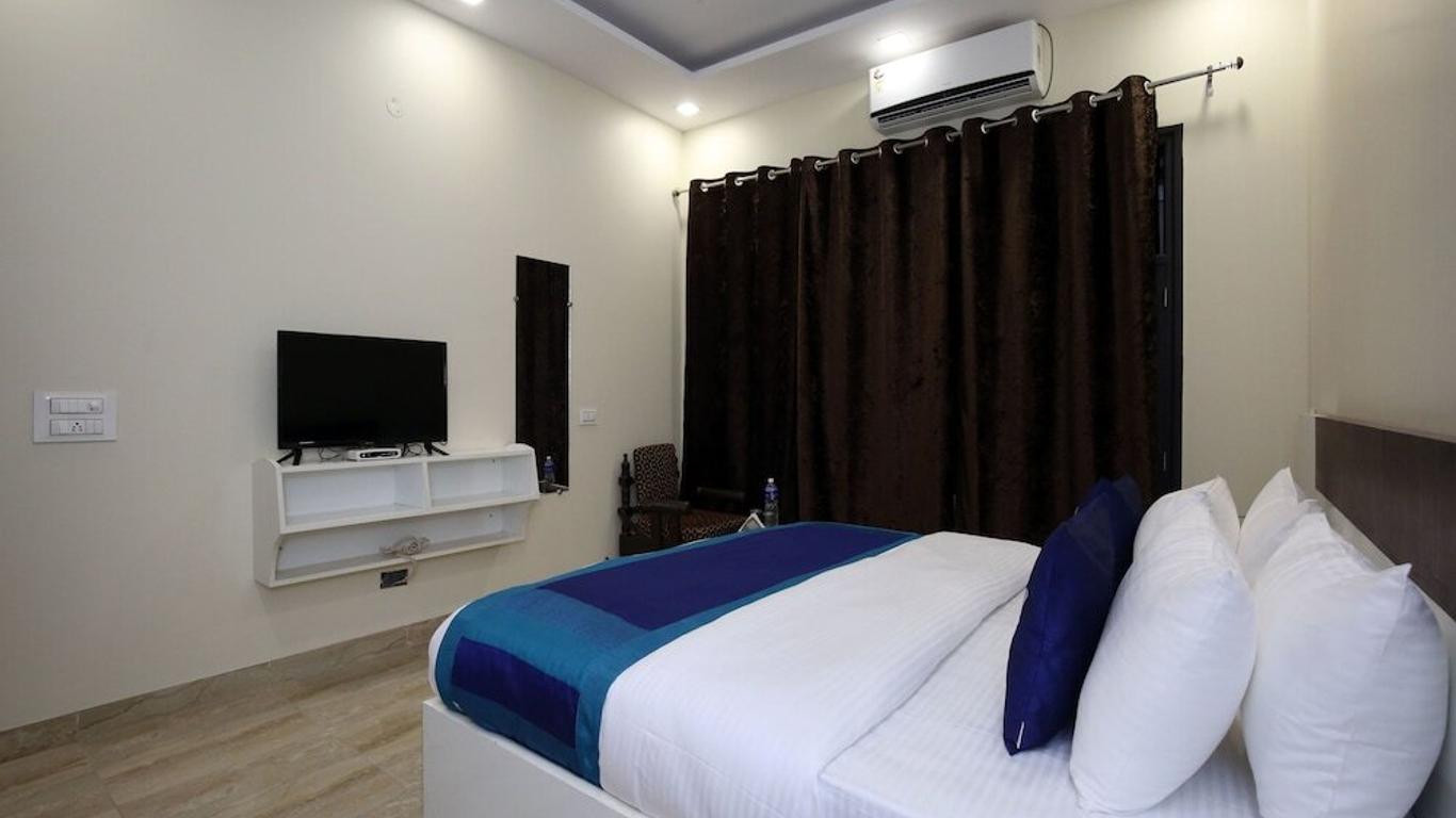 OYO 9940 Shashank Villa