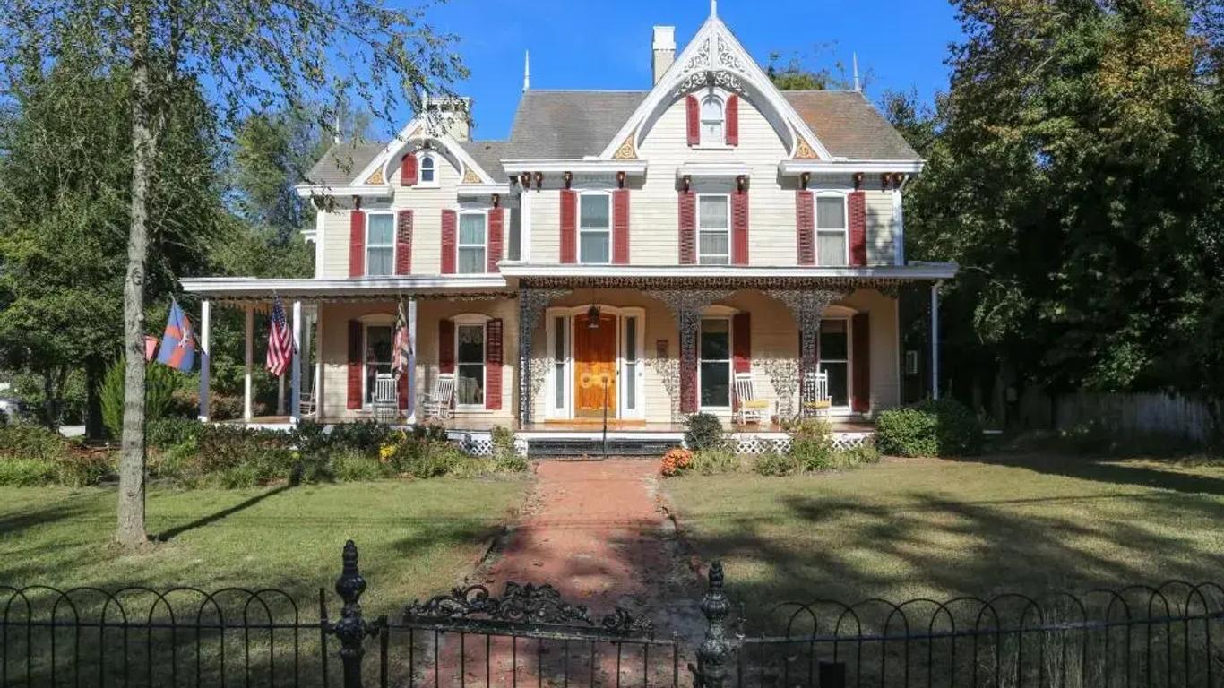 River House Inn