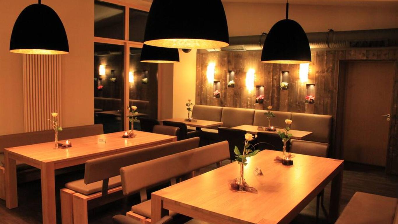 Troll's Brauhaus Hotel