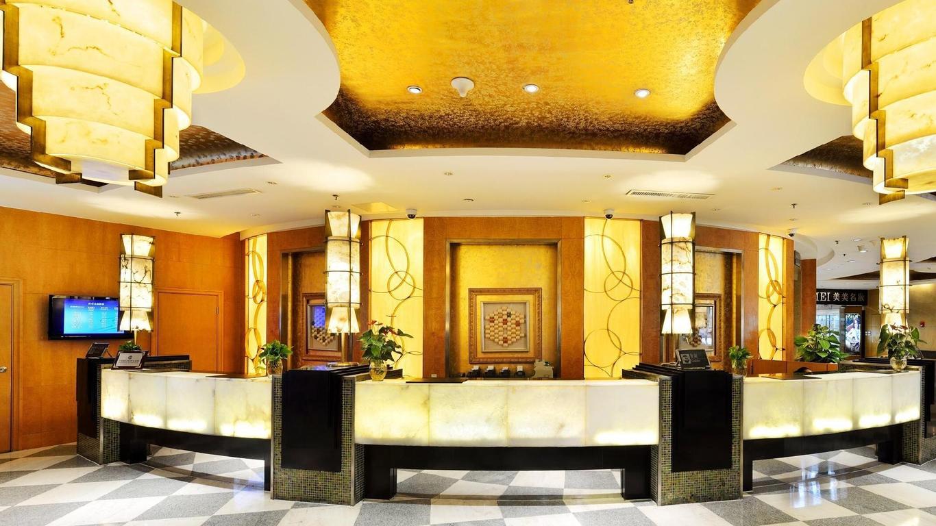 Luxemon Xinjiang Hongfu Hotel