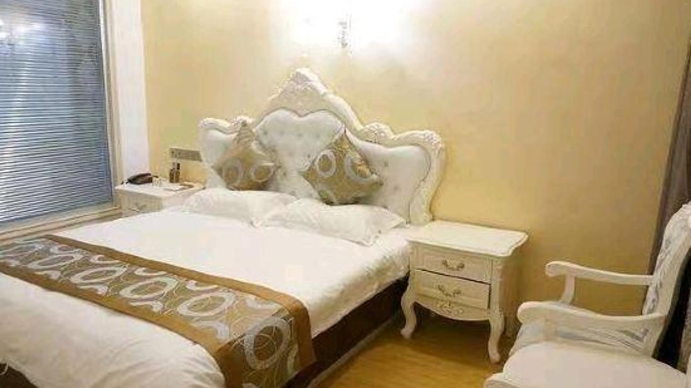 Nanchang Longxi Inn