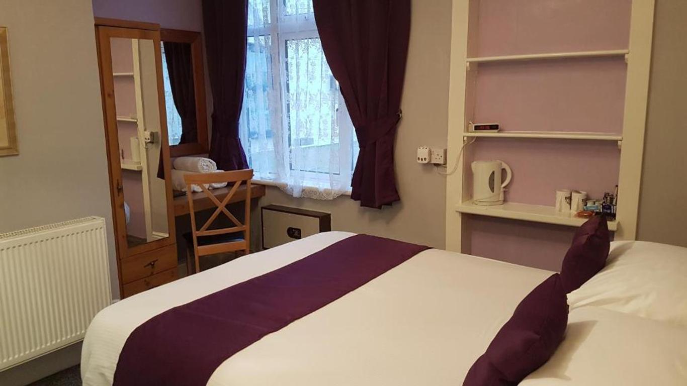 Meadows Way Guest House
