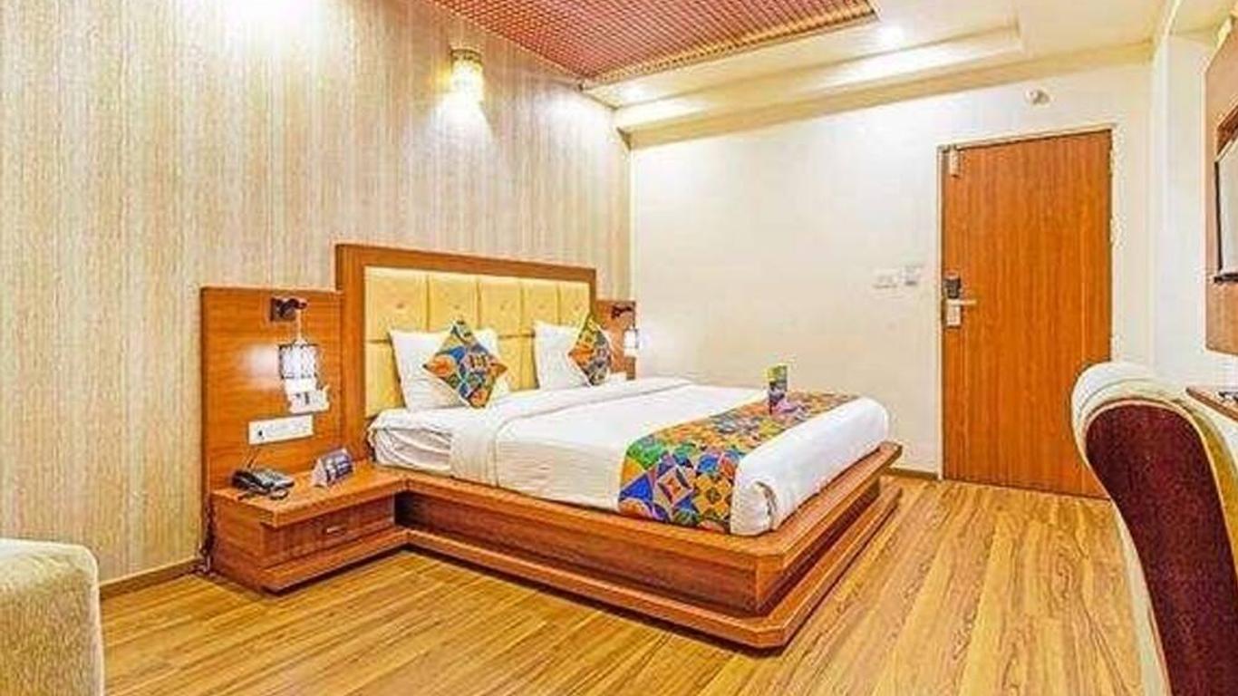 Fabhotel Royal Stay I - Near Phoenix Mall, Mahadevapura