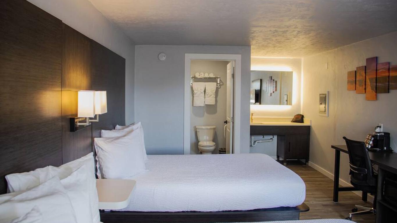Bears Ears Inn