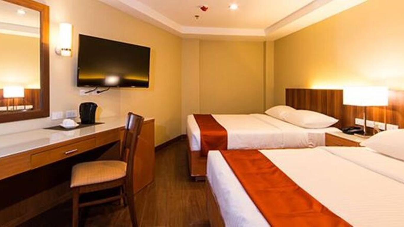 V Hotel and Apartel